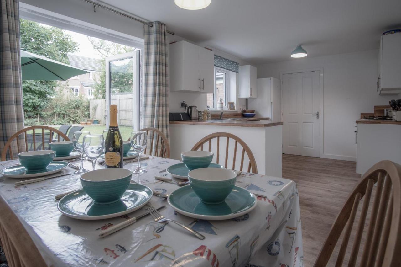 Maes Yr Odyn - 3 Bedroom Holiday Home - Narberth Buitenkant foto